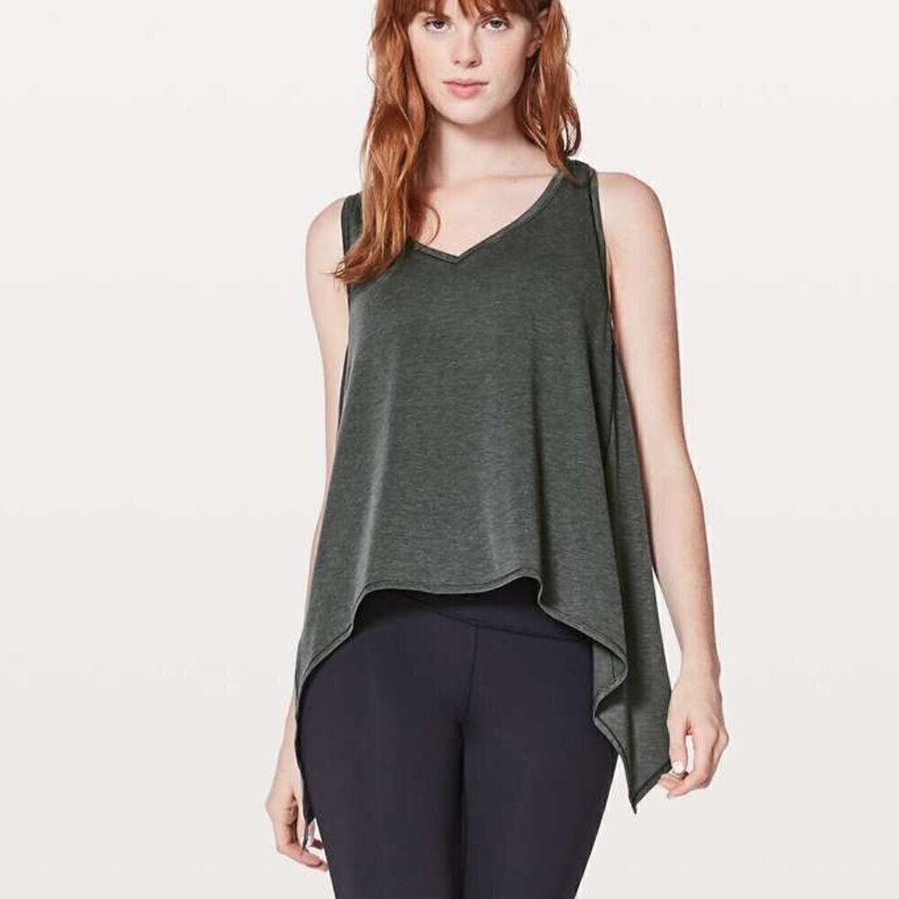 Lululemon Watch Me Flip Tank - 10 Heathered Black